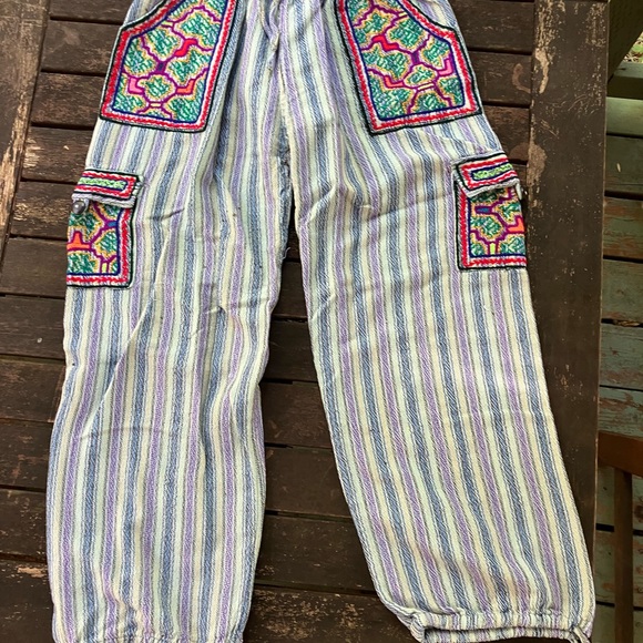 Icaros shipibo embroidered pants and shirt - Picture 5 of 13